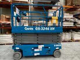 GENIE GS3246 Scissor Lift and Trailer - picture0' - Click to enlarge