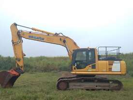 Excavator 27T Komatsu 2007 PC270-8 - Includes GP Bucket! - picture1' - Click to enlarge