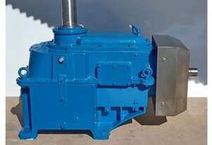 LLOYDS DEALS - Paramax Sumitomo Reduction Drive 160 kW Ratio 10.8 Kg 904 Model SFC065R2P-RRF-11.2