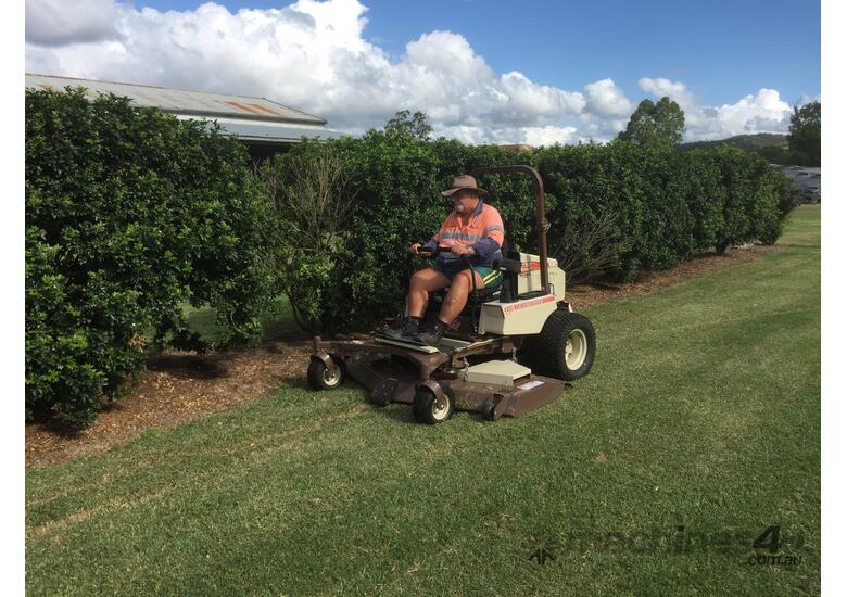 caption 2023 Zero-Turn Grasshopper 400D 61