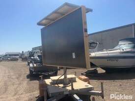 2017 Data Signs Data Sign C Single Axle VMS Board - picture0' - Click to enlarge