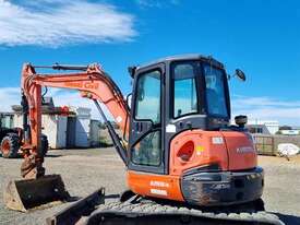 KUBOTA U55-4 EXCAVATOR - picture0' - Click to enlarge