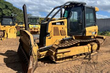 Caterpillar 2014 CAT D4K2 XL 6,400 hrs Caterpillar 2014 CAT D4K2 XL 6,400 hrs