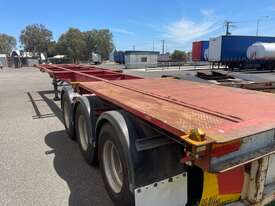 Trailer Skeletal Trailer Krueger 20 and 40ft 3 way Tri Spring SN1549 - picture1' - Click to enlarge