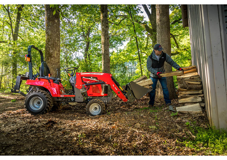 caption MF GC1700 GC1700 Series Sub-Compact Tractors GC1723E