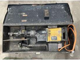 KANGO JACK HAMMER IN CASE - picture0' - Click to enlarge