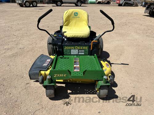 2021 John Deere Zero Turn (Ex Council)