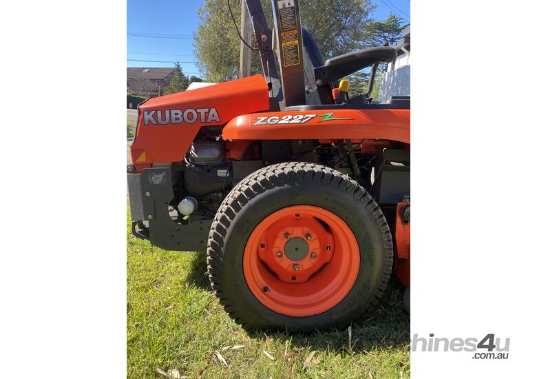 Used 2016 Kubota KUBOTA ZG227 Zero Turn Front Deck Mower in , Listed
