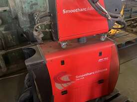 BOC Smootharc Advance MIG 275R Welder - picture0' - Click to enlarge