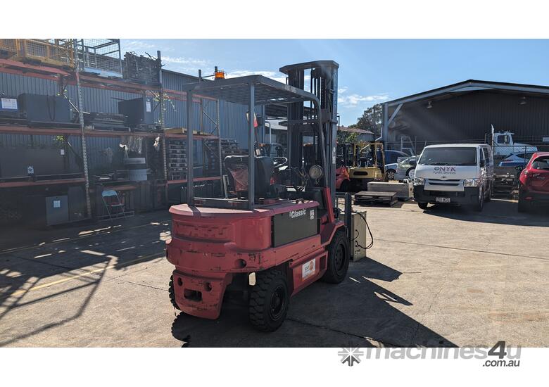 caption NICHIYU FB30PN-60B - 3000 Kg Capacity - 6300mm Lift