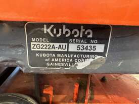Kubota ZG222 - picture0' - Click to enlarge