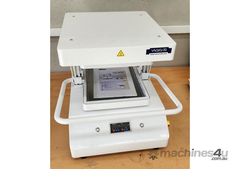 caption Vacucu3D: A3 Desktop Vacuum Forming Machine