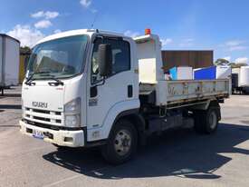 2011 Isuzu FRR500 Tipper Day Cab - picture1' - Click to enlarge