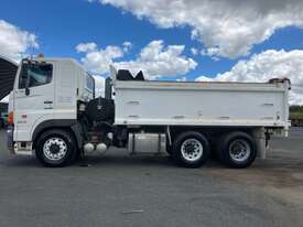 2014 Hino 700 2848 FS Tipper - picture2' - Click to enlarge