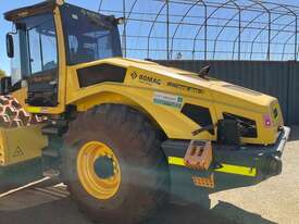 2019 Bomag Pad Foot Roller - picture2' - Click to enlarge