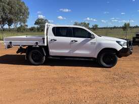 2018 Toyota Hilux SR Diesel - picture0' - Click to enlarge
