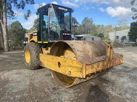 Caterpillar CS-563D - picture0' - Click to enlarge