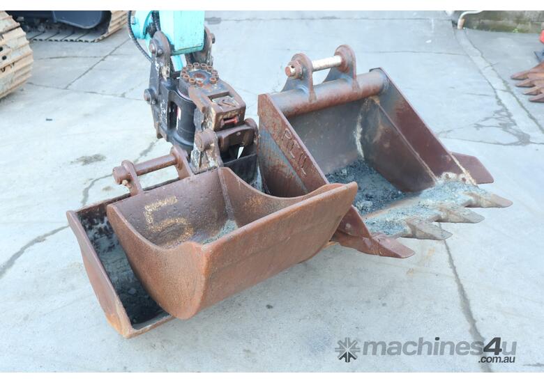 caption 2022 Airman AX55U-6A 5.5T Excavator