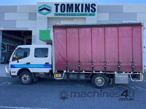 2007 Hino 816 Crew Cab Curtain Side Truck