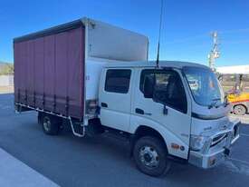 2007 Hino 816 Crew Cab Curtain Side Truck - picture2' - Click to enlarge