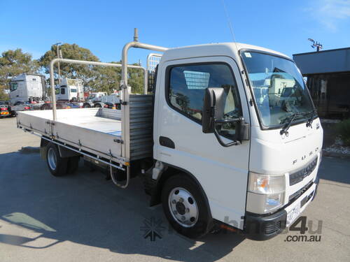 2020 Mitsubishi Fuso Canter 515 Tray with a LOW 85,135 kms