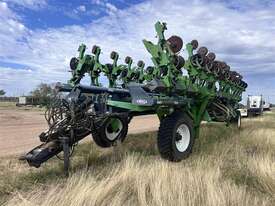 2015 BOSS 24m Precision Planter  - picture0' - Click to enlarge