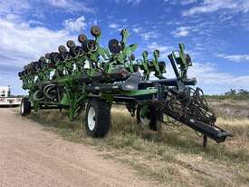 2015 BOSS 24m Precision Planter  - picture0' - Click to enlarge