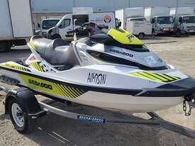 sea DOO RXT 300 RS - picture0' - Click to enlarge