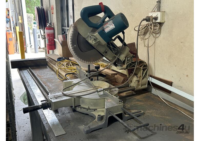 caption Makita LS1212 Sliding Compound Mitre Saw