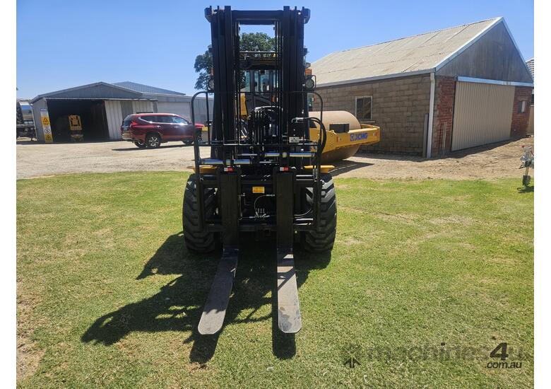 EX DEMO 3.5 TONNE ROUGH TERRAIN FORKLIFT (1 ONLY)