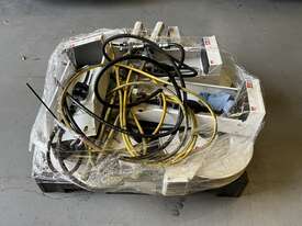 Pallet of AlemLube Air Pumps - picture1' - Click to enlarge