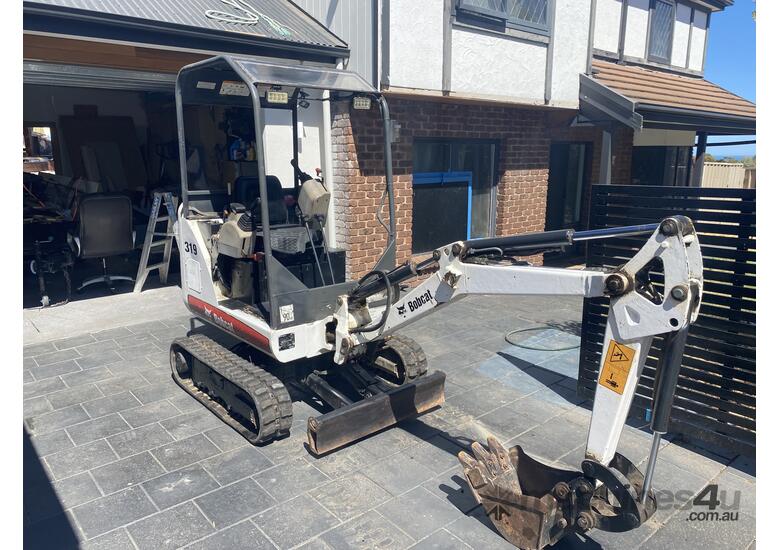 caption 2006 Bobcat 319K Excavator (Rubber Tracked)