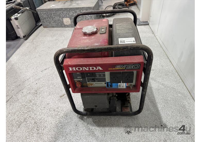 caption Honda EM30 Generator