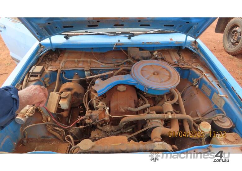 caption Mazda Ute