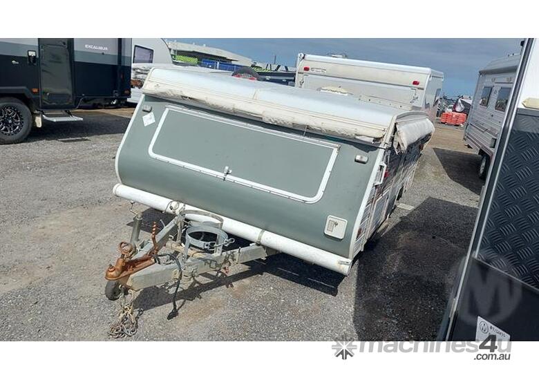 caption Jayco Dove