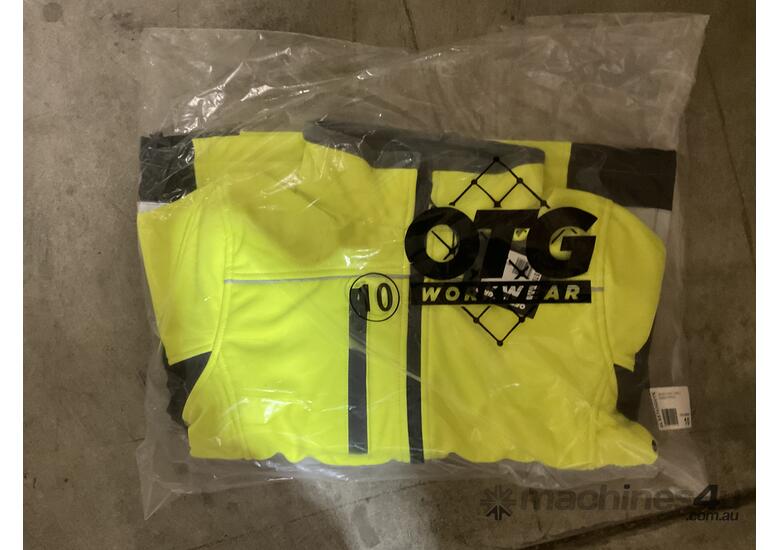 caption 3x Boxes OTG Soft Shell Yellow Jackets