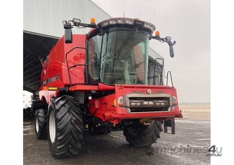 2014 Case IH 7230 Combine 