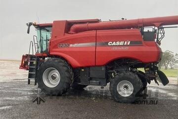 Case IH 2014   7230 Combine