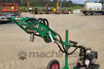 Red Roo   Post Hole Borer