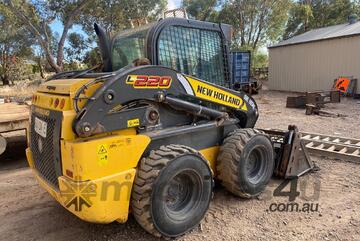 New Holland L220 Skid steer loader for sale