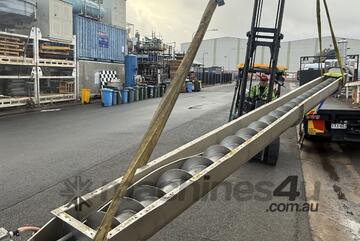 7.5m Stainless Auger screw conveyor helical feeder 300mm diameter x 7550mm motorised