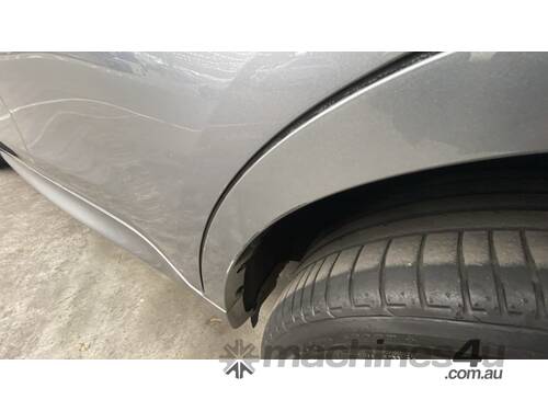caption 2016 BMW X6 xDrive30d Wagon 6cyl T/Diesel (Auto)