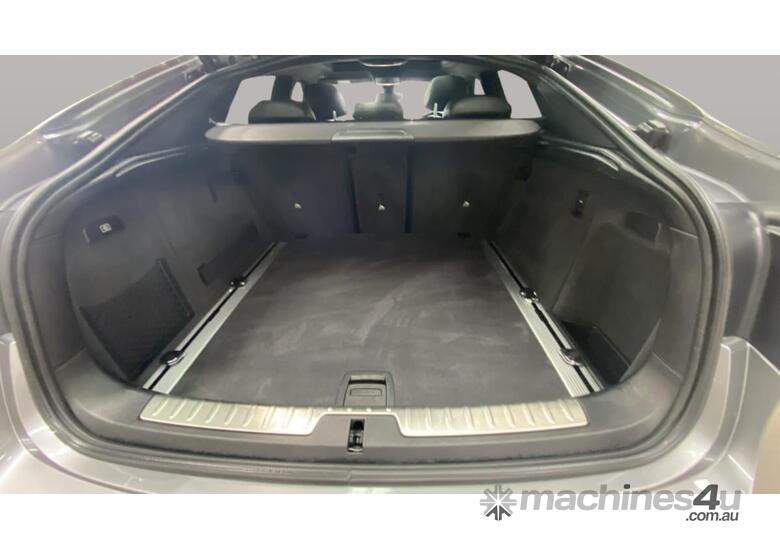 caption 2016 BMW X6 xDrive30d Wagon 6cyl T/Diesel (Auto)