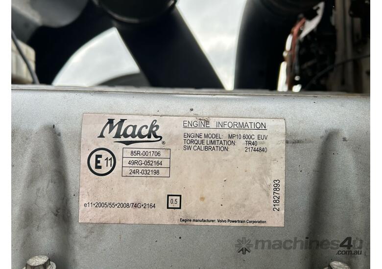 caption 2018 Mack Superliner Prime Mover