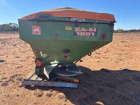 Amazone Fertiliser Spreader - picture2' - Click to enlarge