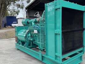 Cummins600kva VTA28G3 Generator - picture0' - Click to enlarge