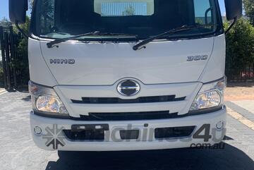 2024   Hino 300 617 Wide body tipper