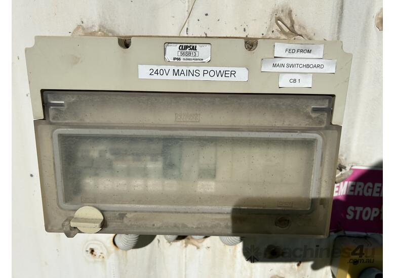 1 X USED 900 KVA GENERATOR SET SERIAL NUMBER: DGBH2031UI47221