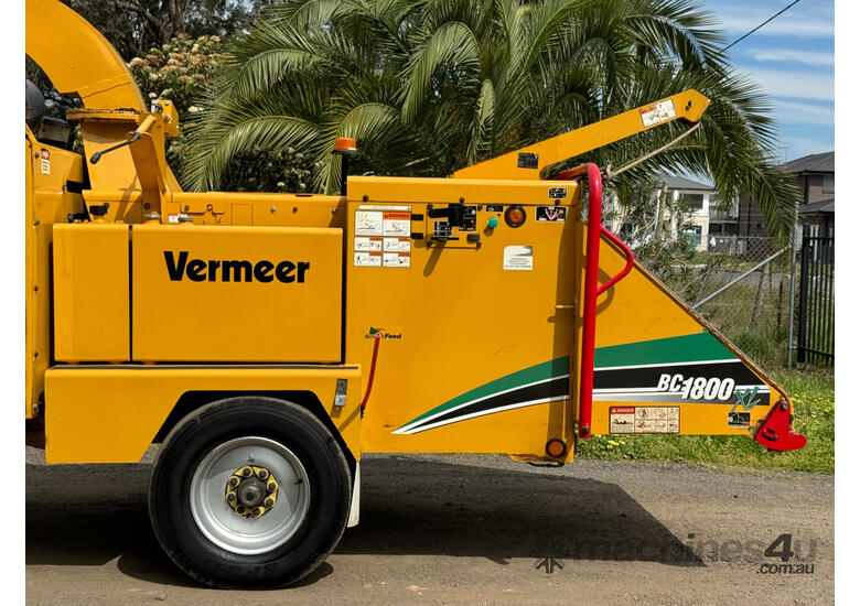 Vermeer BC1800XL Wood Chipper Forestry Equipment