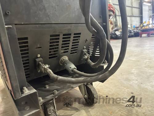 caption Lincoln Electric Mig Welder